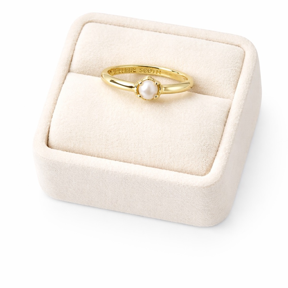 Kendra Scott Henley Pearl Band Ring in a Pearl/Gold Size 7 - Picture 4 of 5